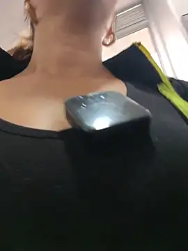 Scarlett_moore - Top off