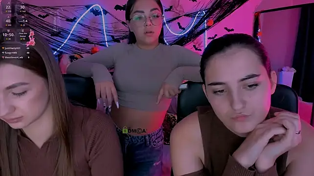 Kiki_swan - doggy in panties