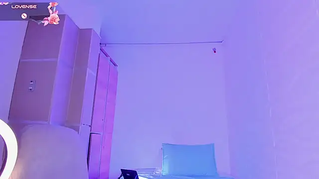 LexiAdamss - ride me and fuck me hard Lexi 🤤
