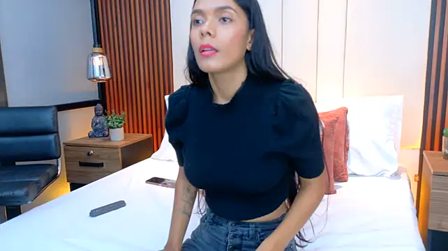 MylaNoir