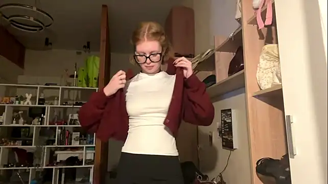ShantaySteeves - Tiny tongue peek 👅