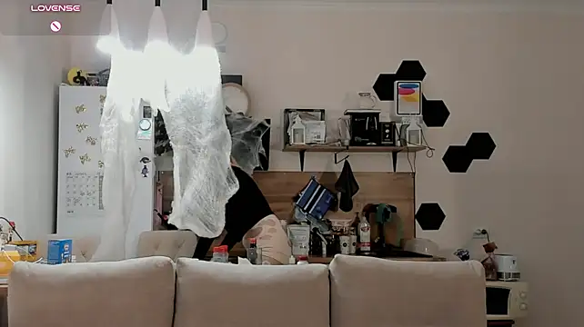 Hot__K - make me naked by cutting my clothes