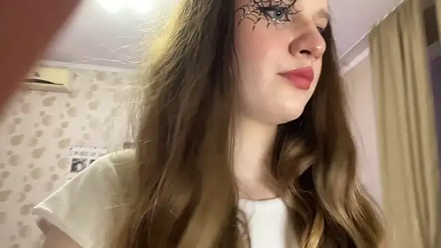 DorothyRebuck - look at my underboobs