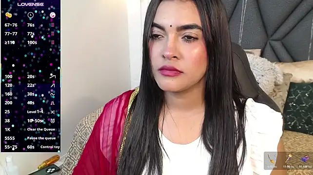 Lakshmiraniii - show tits