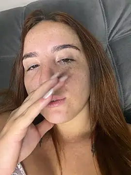 BrunaMendees - SENTA NO DILDO COM O CUZINHO