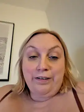 BBW_Nora - Make me wet and naked - LT 5 Videos