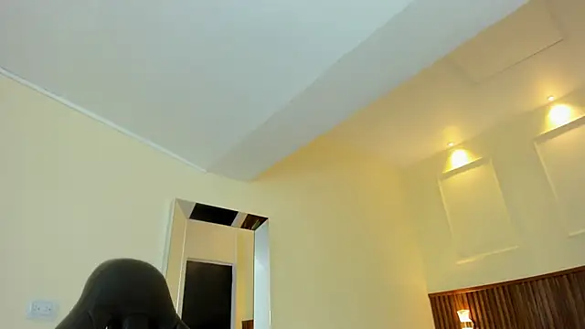 GIANAMILLER6 - tie my tits massage with oil