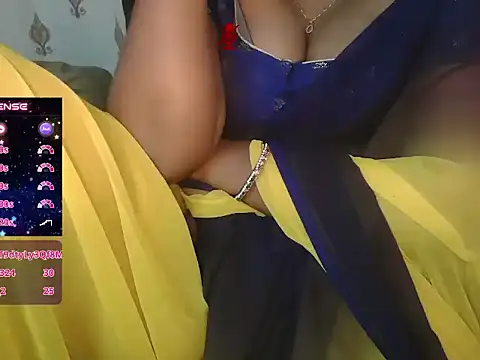 Pavani-Darling - ice on boobs in 5 mins