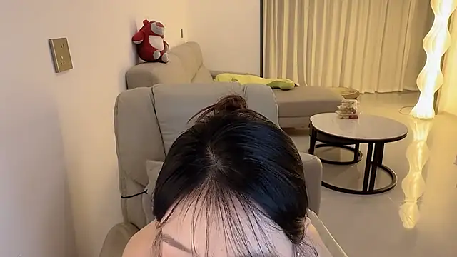 Lyra_03 - 第一视角伸舌头