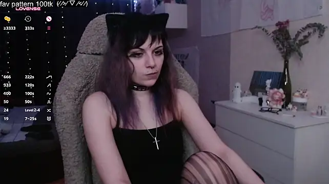 Angelic_shawty_ - Lick fingers with eye contact