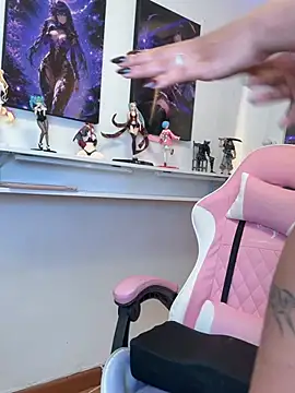 Madeleinesummerrr - ride bbc torso