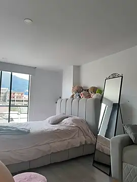 Cloee_Rainbow1 - Open your ass and rub your anus 🫨🥵