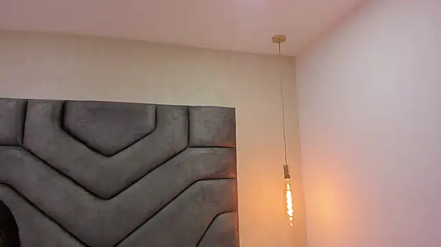 Liinda_Saenz - DoggyStyle + 10 Hard Spank Ass