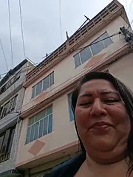 Brenda_Berck_ - show cam below