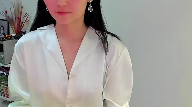 Ailey_chao - show tits