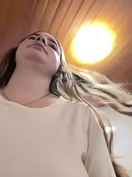 Imlindapink - Zoom pussy hole + open legs 🔥
