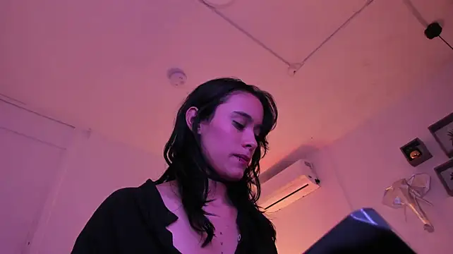 YokoPark - 👽Sexy striptease