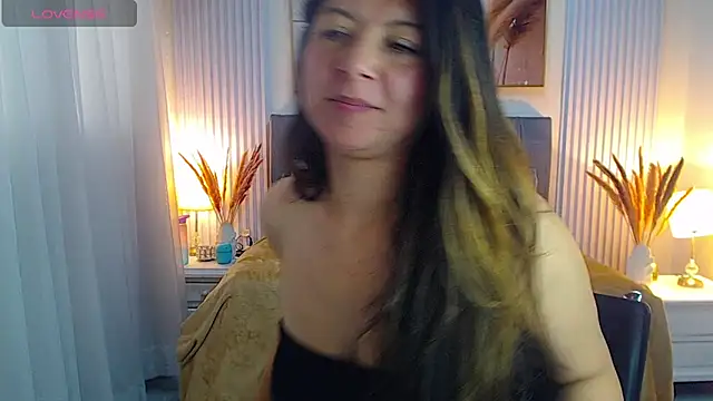 Hade_smt - Show your breasts😈🙈