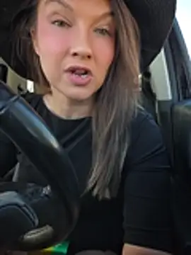 NicolePearl - Take Off panties Upskirt