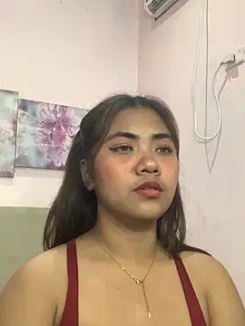 YaraSmith - lick my nipple😋