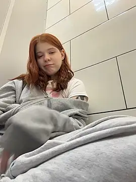 Freaky__Nikki - show frontside of my panties🍓