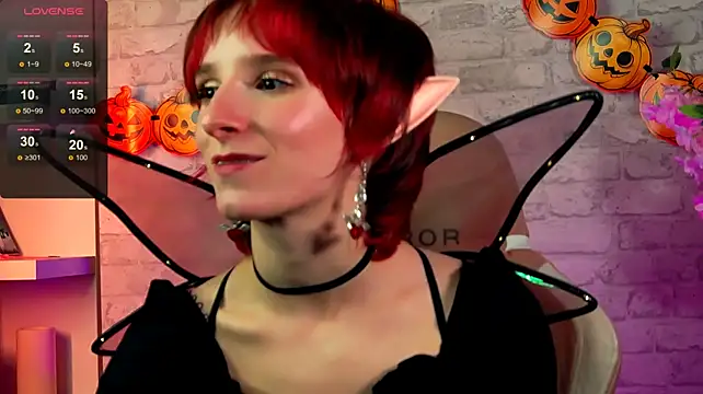 Liya_Songbird - Suck a halloween treat (closeup) 🎃