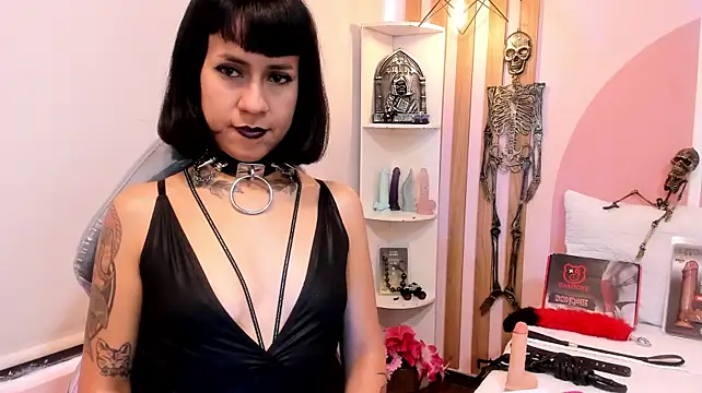 Valkiriia_wiine - Sitting on my RENATO dildo