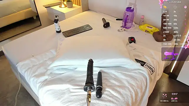 Bounce_katty - juicy squirt all over your bed