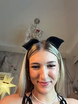 AdelaNovela - Sexy suck slobbery finger