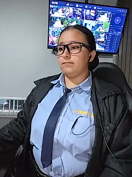 Cute_Penelope - fingers in pussy+creams cum in work🤫shh