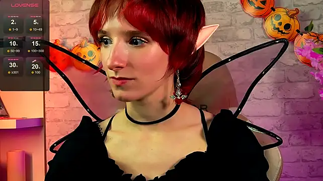Liya_Songbird - Suck a halloween treat (closeup) 🎃