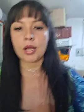 Isa_bella95 - squirt outdoors