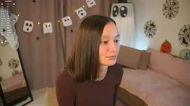 ThereseTonetti - bend me over on chair and slap ass