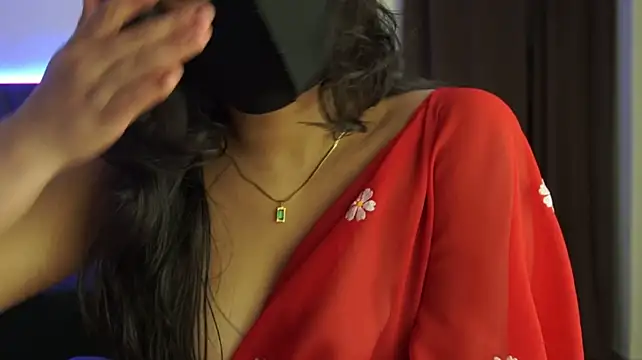 Onlyishuu - remove bra nd oil boobs