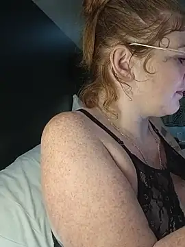Nakedgarbageperson - Keep 2 nipple out 2minute