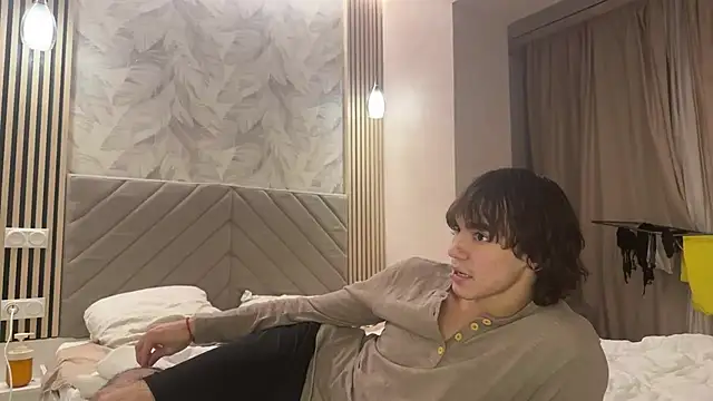 DuoSilk - Fuck her and try to cum on her boobs