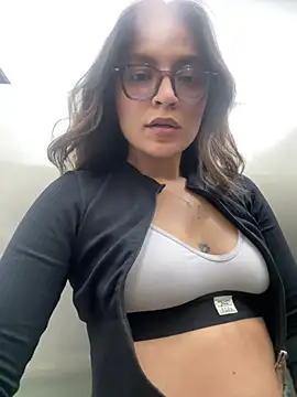 Gia_Mazzon - MAKE ME WET