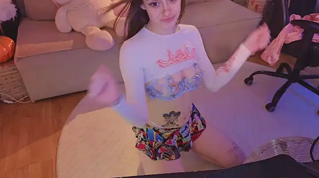 HeatherRaine - Teasing in doggy pose
