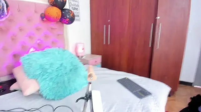 DominicaBecquer - PLUG ANAL🔥