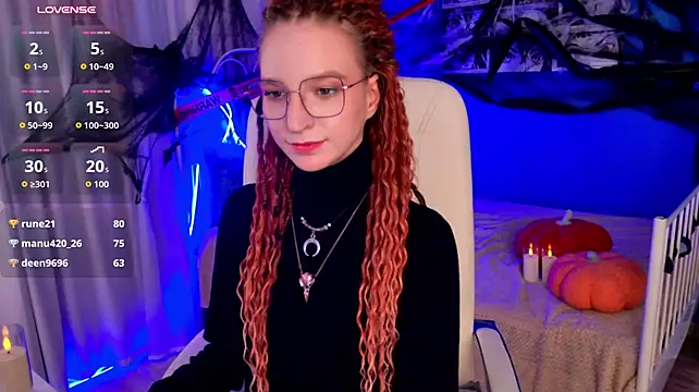 VioletShine - Reverse Cowgirl Position + Twerking