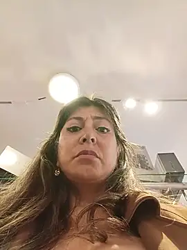 Emma_tour - DINAMITE MY PUSSY VIBES IN MALL 💦💦💦