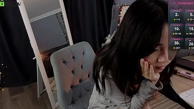 AliyaGibbons - sexy lip biting