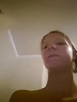 Carriemausi - Brüste zeigen 🍒