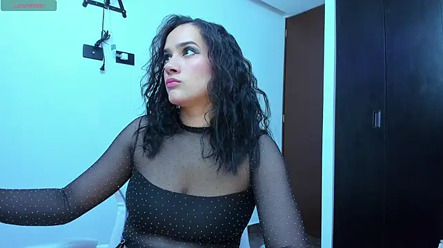 Love_kriss - fingers pussy