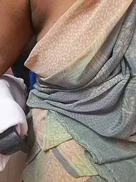 Tamil_Ammani - Boobs show😜😜😝🥰🔥🔥🔥