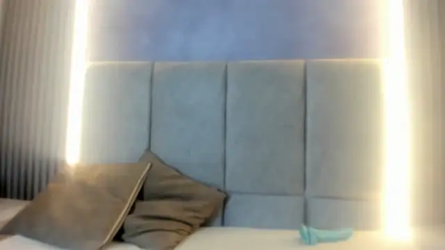 Duoeclipse_ - pour oil on my tits