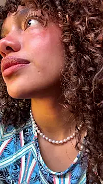 CurlyLia_ - SQUIRT AND ORGASM IN THE BATHROOM 😈 ​❤