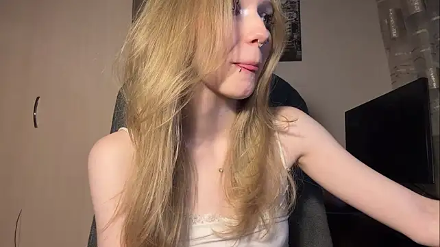 BivalentFalloff - Lets take off my bra <3