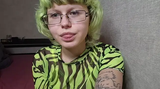 RinaMeoow - Make lift higher + tease with nipples