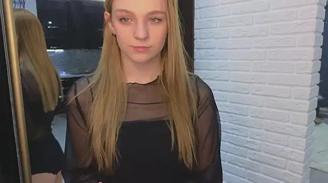 Baeyoda - Tease my boobs